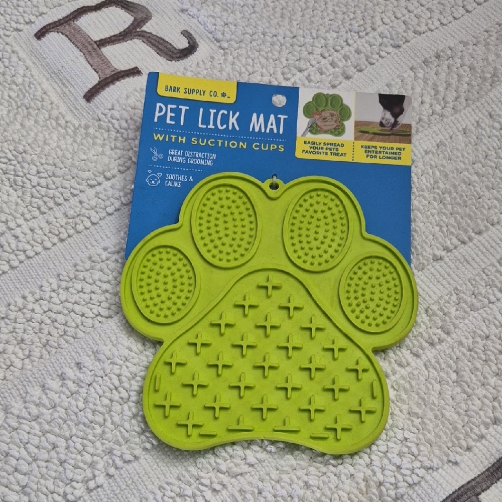 Bark Supply Co. Lime Green Pet Lick Mat With Suction Cups